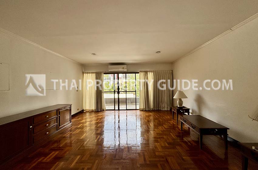 Apartment in Phaholyothin 